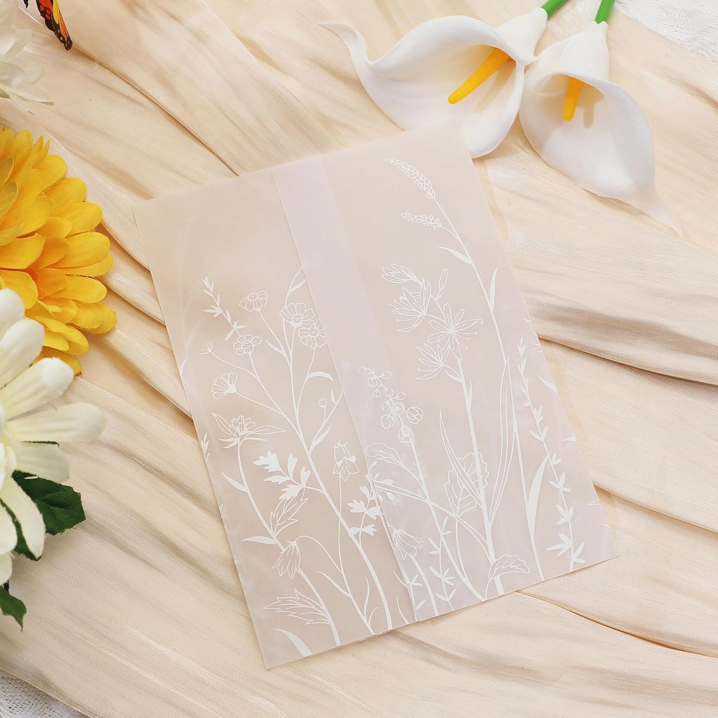 SWANGSA 50 Pack Vellum Jackets for 5x7 Invitations, Elegant White Wildflower Vellum Paper, 115GSM Translucent Invitation Sleeve Wraps for Wedding Bridal Baby Shower Birthday Envelopes