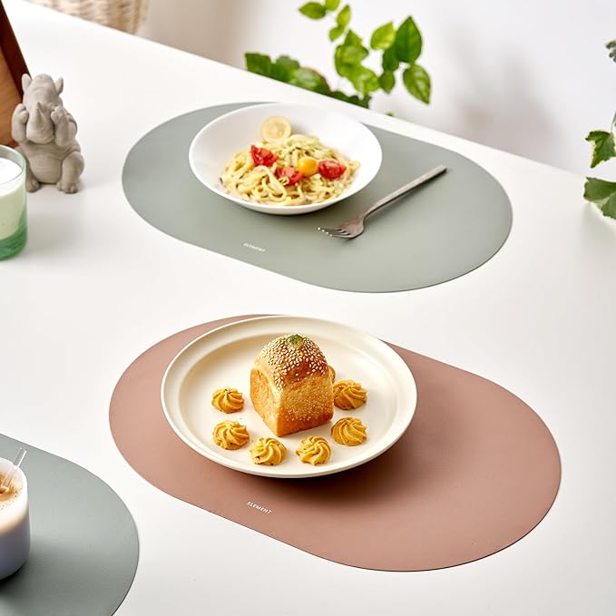Clay Pink Oval Silicone Placemats Set of 4 with Matching Coasters – Heat Resistant, Waterproof, Easy to Clean Non-Slip Modern Dining Table Mats – Premium Leather Textured Japandi Kitchen Décor