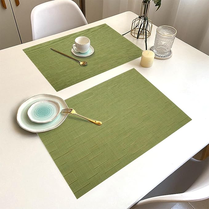 Placemats Set of 8 Washable&Wipeable Place mats for Dining Table Kitchen Indoor Outdoor Table Mats Heat Resistant Non Slip Woven Vinyl Table Placemats (Green，8PCS)