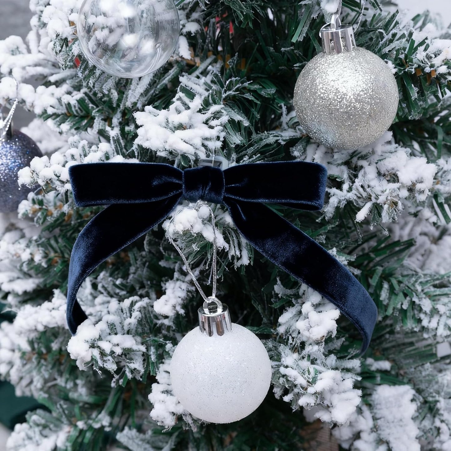 Vintage Navy Blue Velvet Ribbon Christmas Ribbon for Gift Wrapping Crafts Christmas Tree Ornaments Garland Decorations, 5/8 Inch X 25Yd