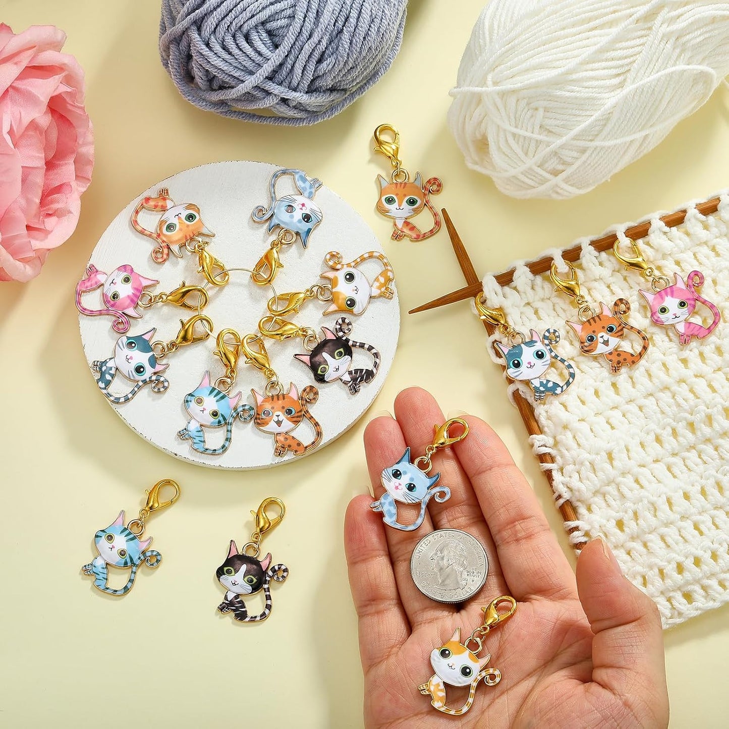 BEEFLYING 16Pcs Cat Stitch Marker Charms for Crocheting and Knitting, 8 Styles Alloy Enemal Crochet Knit Stitch Marker Pendant with Lobster Clasp for Sewing Quilting Handmade Jewelry