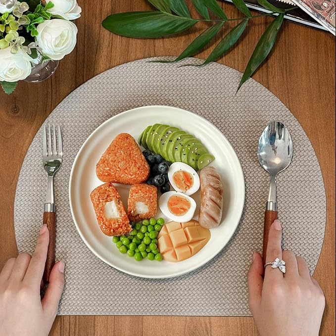 Faux Leather Placemats Set of 6, PU Heat Resistant Dining Table Mats, Waterproof Wipeable Non-Slip Place Mats for Kitchen Dining Table Decoration, Grey