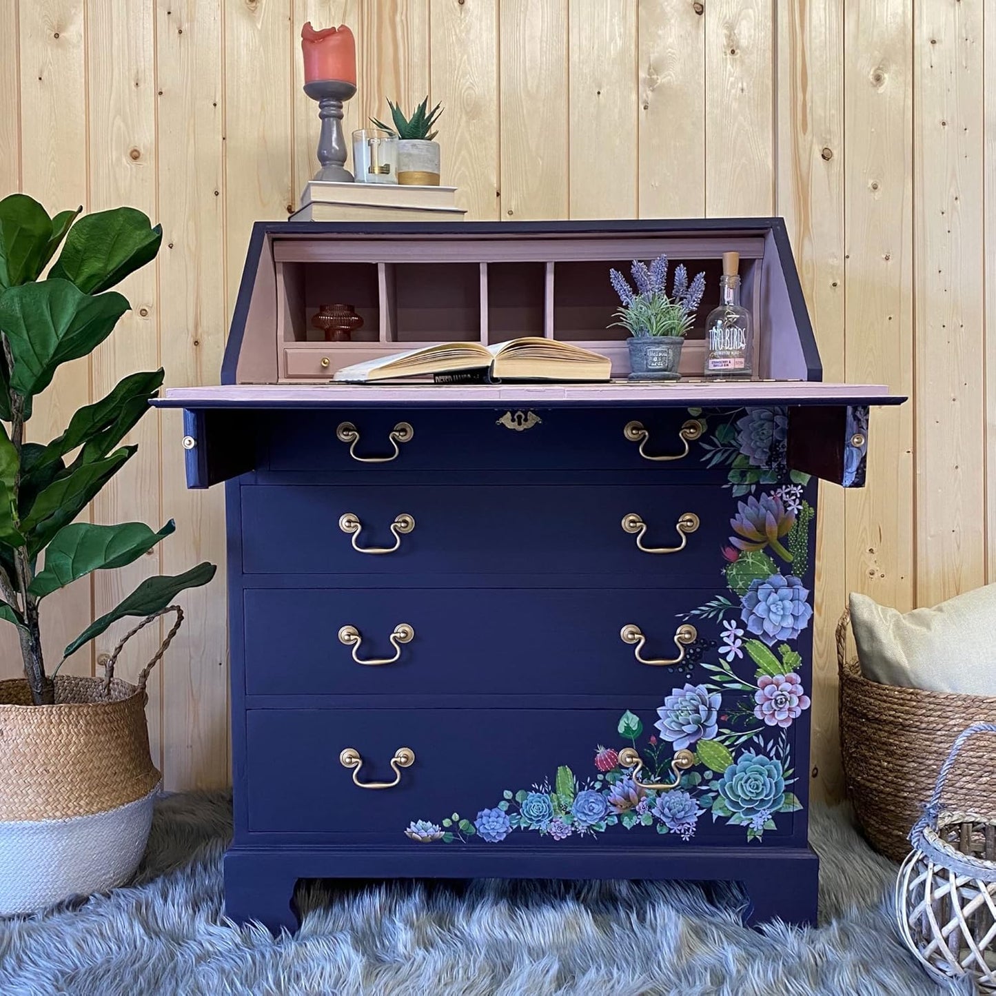 Dixie Belle Paint Company Chalk Finish Furniture Paint - Aubergine (4 Fl Oz) - Matte Royal Eggplant Chic Chalk Mineral DIY Furniture Paint