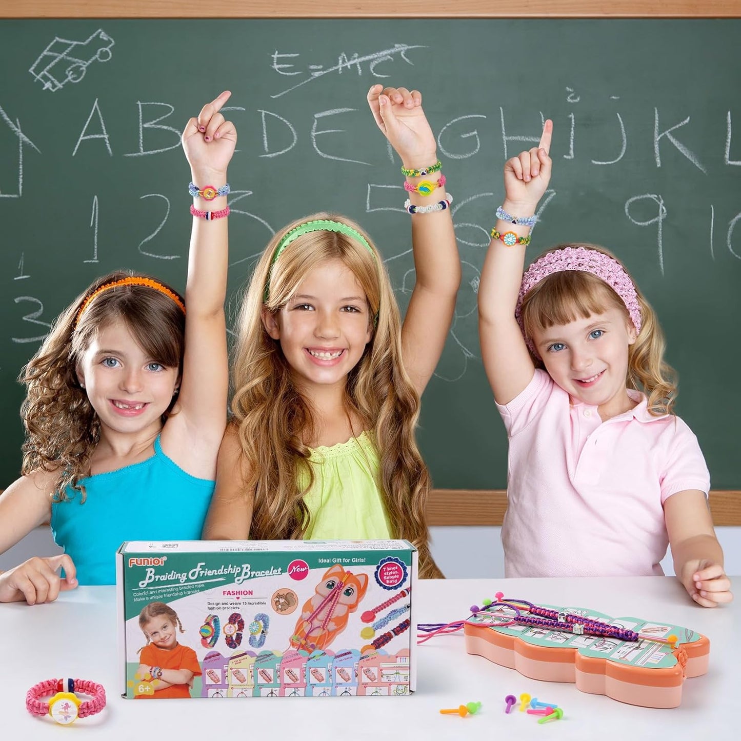 FUNiOi Bracelet Making Kit for Girls 8-10 12 Year Old - DIY Friendship Bracelets Crafts Toys for Kids Ages 6, 7+, Cool Birthday Gift Idea - Cute Squirrel Appearance Bracelet String Maker