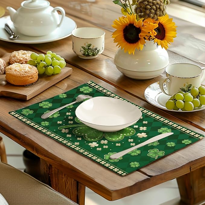 Green Shamrock St Patricks Day Placemats Set of 4 Lucky Clover Plaid Check Table Mat 12x18 Inch St. Patrick's Day Seasonal Holiday Place Mats Spring Linen Placemat for Party Kitchen Dining Decor