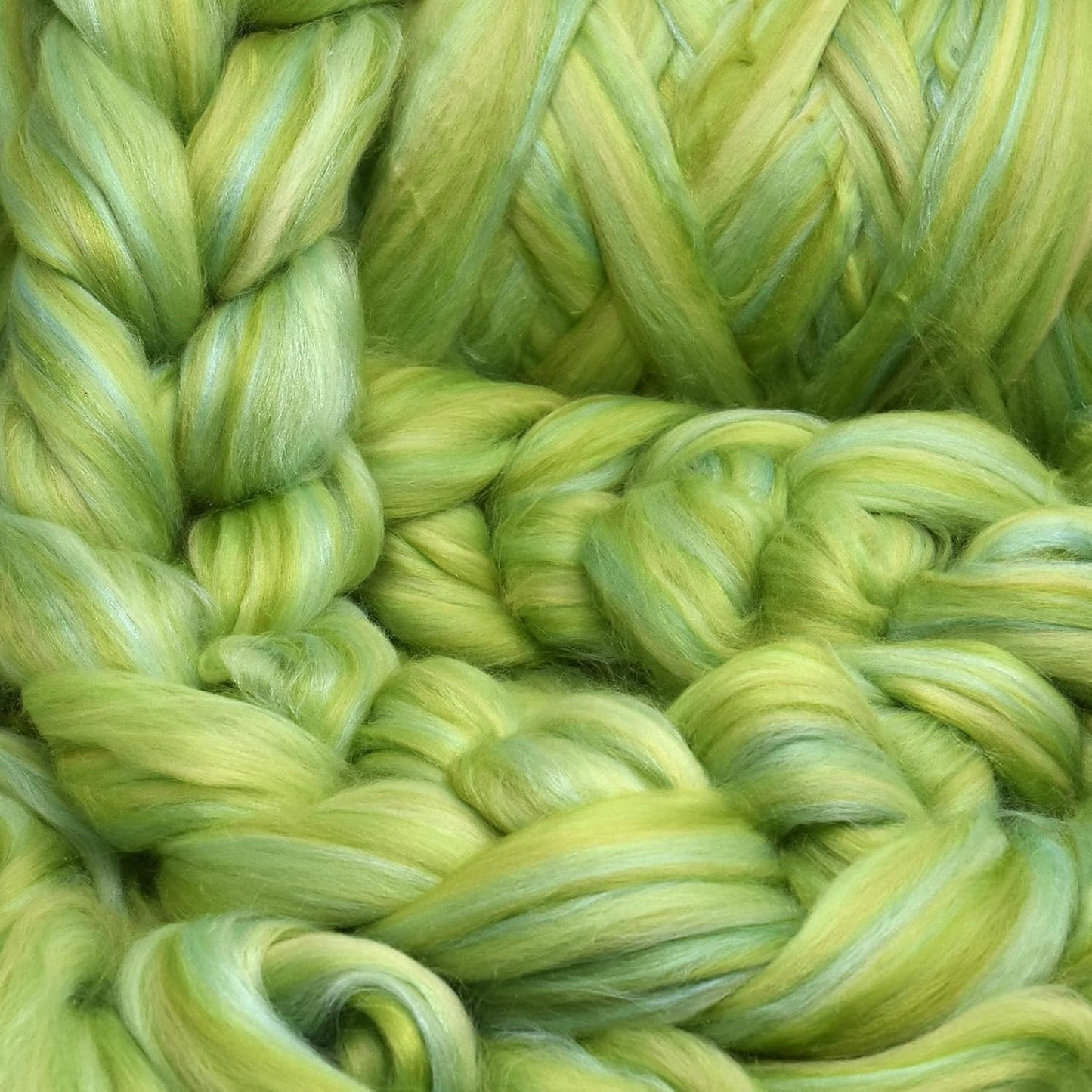 Merino Silk Luxe Tonal Designer Blend. Superfine Merino, Mulberry Silk, Tussah Silk. Top Roving for Spinning or Felting. Enchanted Forest 1oz