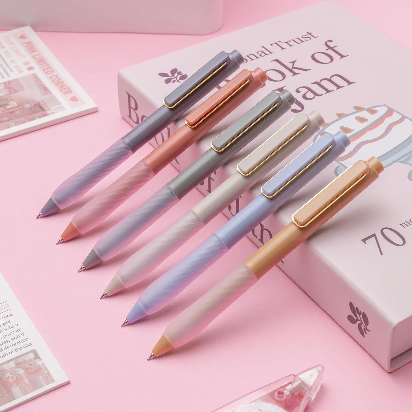 Gel Pens 0.5mm Point Pen Black Ink Smooth Writing Retractable Pen for Office,School Supplies,12-Count (Gold clip)