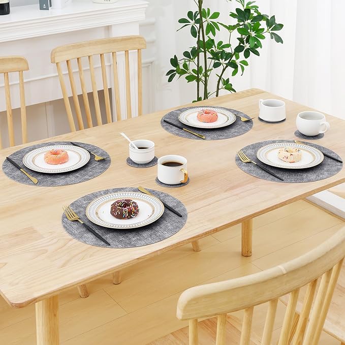 Homaxy Round Faux Leather Placemats and Coasters, Washable Dual-Side Table Mats, Wipeable Heat-Resistant Dining Place Mats for Outdoor and Indoor, Set of 4, Diameter 13 and 3.93 inch, Black & White
