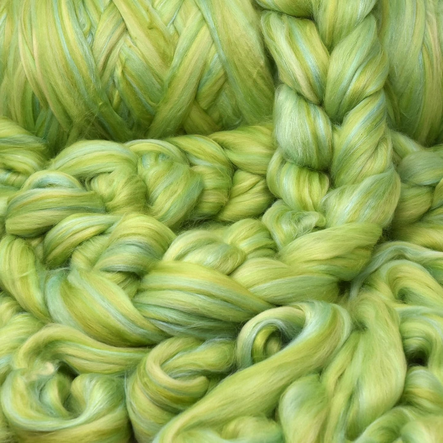 Merino Silk Luxe Tonal Designer Blend. Superfine Merino, Mulberry Silk, Tussah Silk. Top Roving for Spinning or Felting. Enchanted Forest 4oz