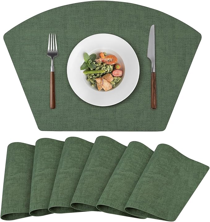 Round Table Placemats Set of 6, Faux Leather Wedge Shape Place Mats Heat Resistant Wipeable Washable Table Mats for Dining Outdoor Indoor, Green
