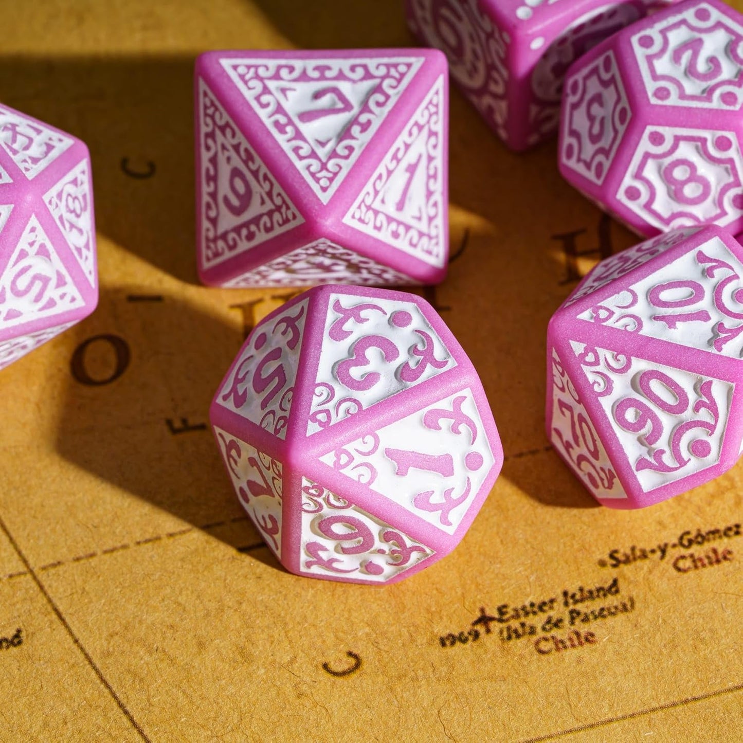 7-Die DND Dice Set New Pattern Polyhedral Dice Set with Leather Bag D&D Die for RPG Table Games(Pink White)