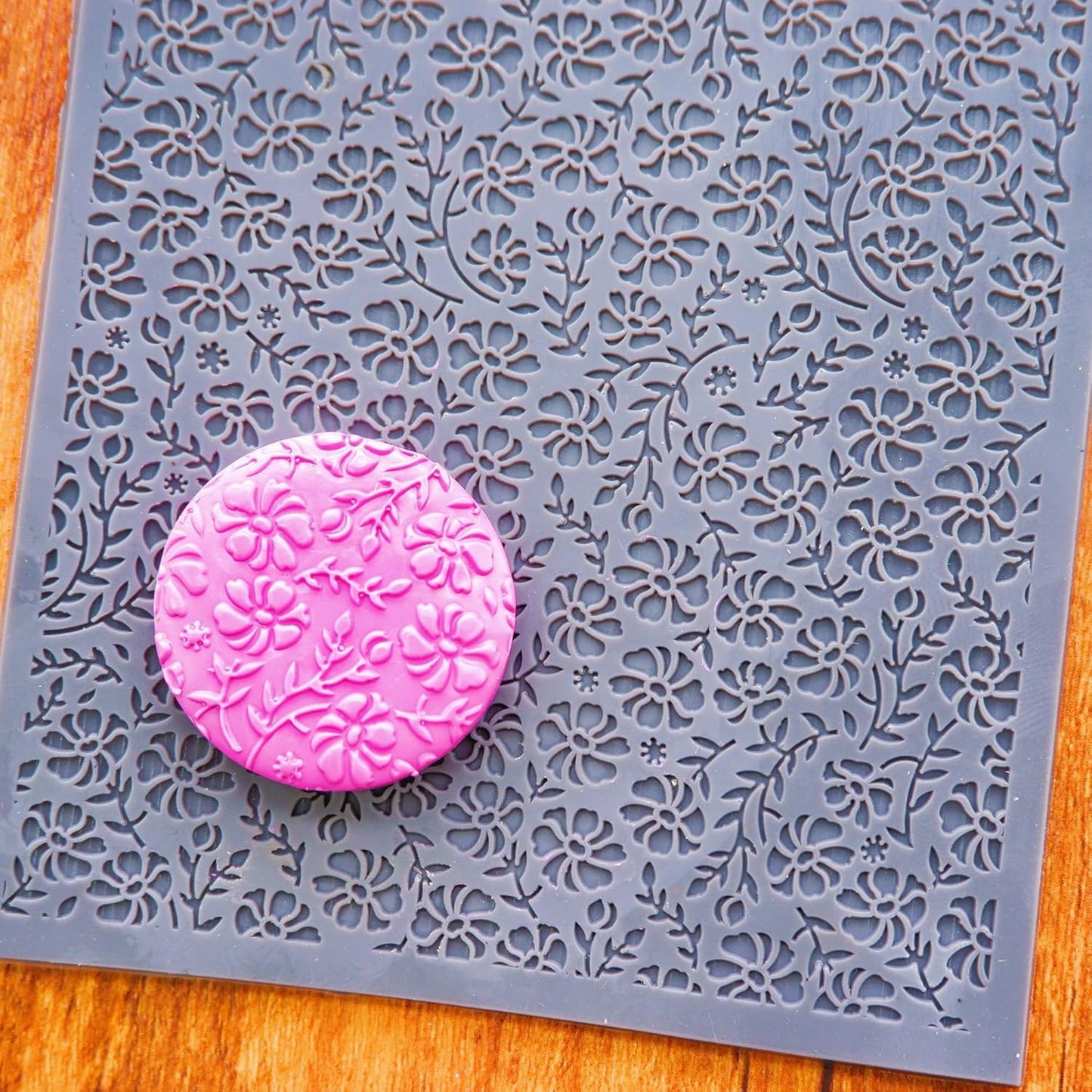 Arbuya Flowers Polymer Clay Texture Mat - Floral Swirls Leaves Texture Sheet for Polymer Clay Jewelry Making, Earring Charms, DIY Craft Supplies