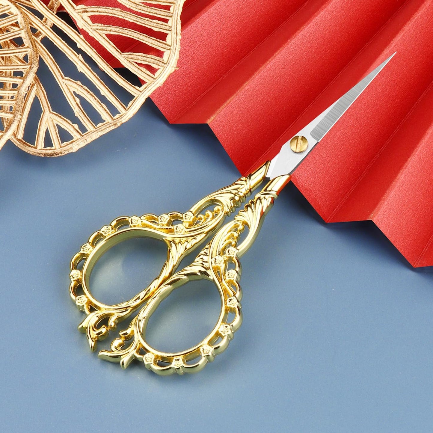 4.7 INCH Mini Stainless Steel Embroidery Scissors, Sharp Pointed Tip, Travel Scissors With Cover, Gold