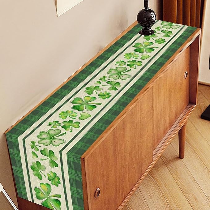 St.Patrick's Day Table Runner,Vinatge Rustic Green Buffalo Plaid White Shamrock Watercolor Table Center Decor for Home Kitchen Dining Patio Holiday Party Indoor Table Decorations, 13"x36"