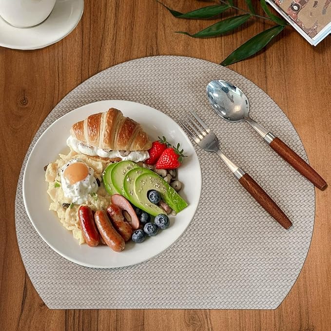 Faux Leather Placemats Set of 6, PU Heat Resistant Dining Table Mats, Waterproof Wipeable Non-Slip Place Mats for Kitchen Dining Table Decoration, Grey
