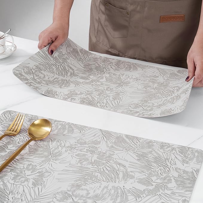 POLYTE Indoor/Outdoor Washable Embossed Vinyl Faux Leather Table Dining Placemats, Set of 4