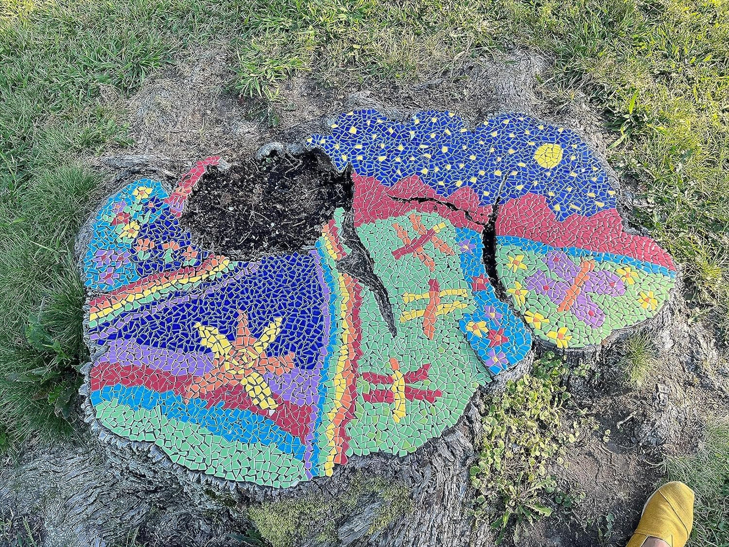 0.78"-1.57" Irregular Ceramics Mosaic Tiles,1.1LB Mosaic Pieces Stones for Home Decoration DIY Craft Plates Flowerpots Vases Cups Mosaic Making Supplies (Black)