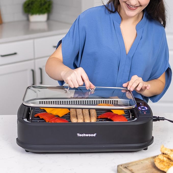 Indoor Smokeless Grill, Techwood 1500W Electric Indoor Grill with Tempered Glass Lid, Portable Non-stick BBQ Korean, Turbo Smoke Extractor Technology, Drip Tray& Double Removable Plate, Black