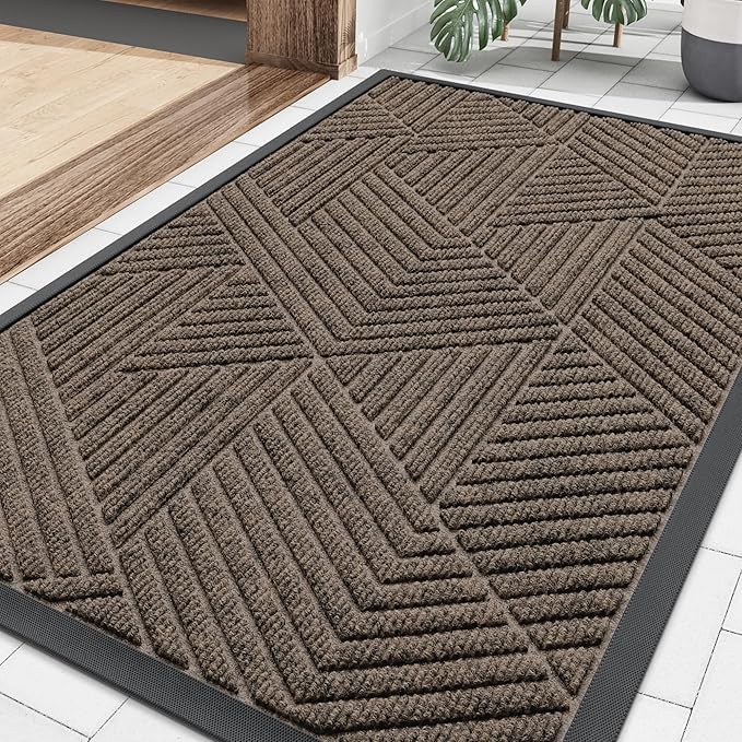 Smiry Front Door Mat Outside Entrance, Heavy Duty Sturdy Natural Rubber Doormat, Trap Dirt and Moisture, Easy Clean Low Profile Mats for Indoor Outdoor Entry, Irregular Triangle (36x24, Mixed Khaki)