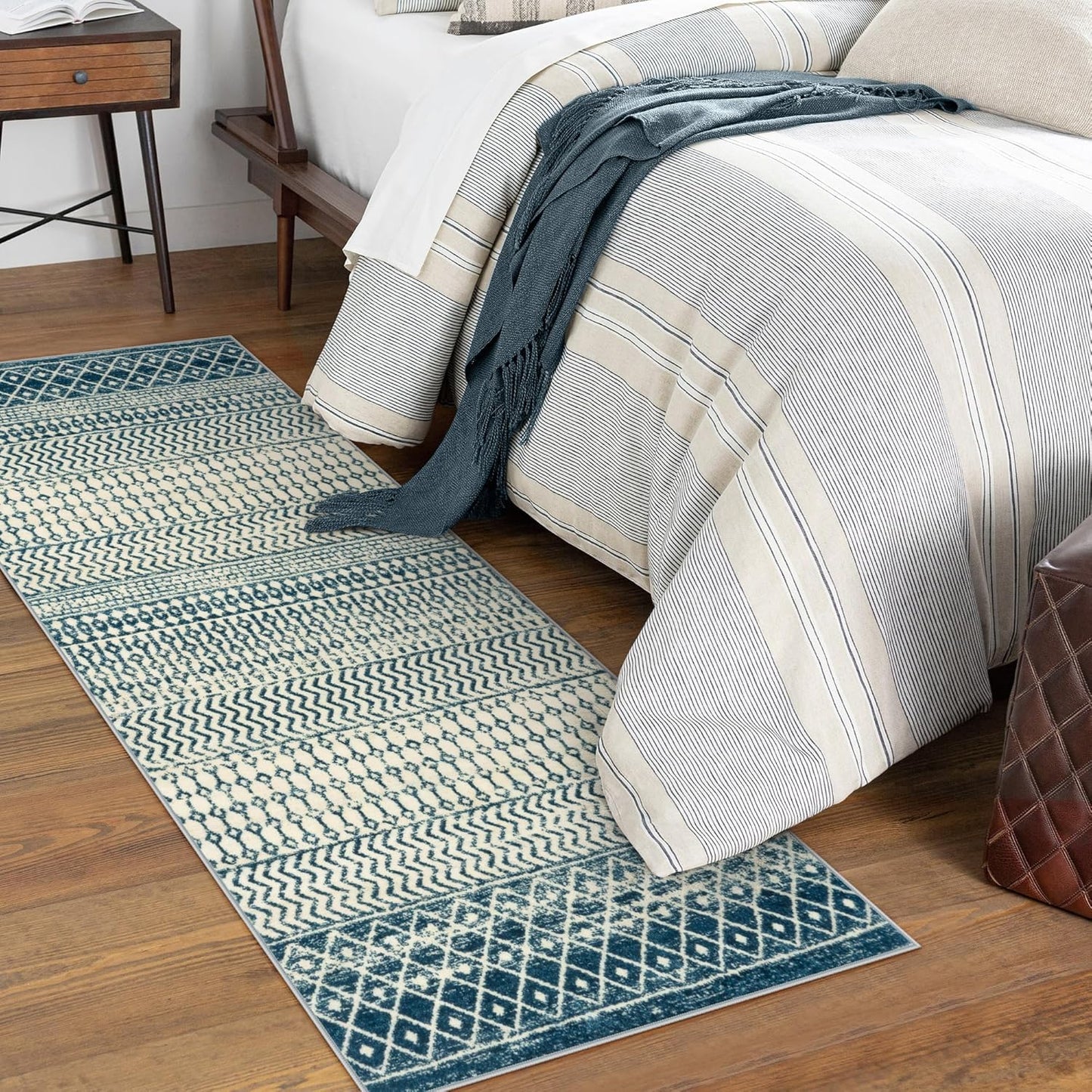 Machine Washable Area Rugs, 2x5 Kitchen Runner Rug Non Slip,Low Pile Non-Shedding Indoor Front Door Rug Carpet for Bedroom Kitchen Entryway Laundry Room