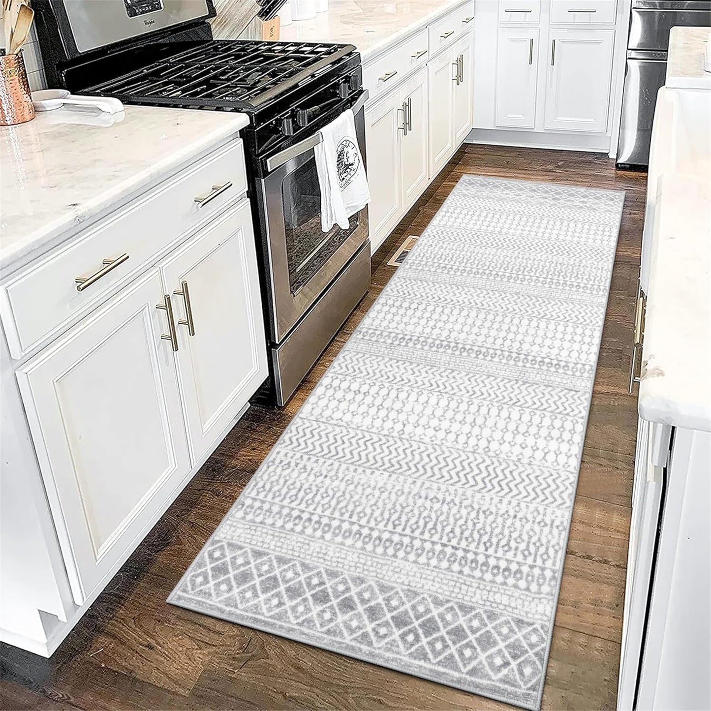 Hallway Runner Rug 2x6, Ultra Soft Moroccan Distressed Kitchen Runner Rug with Rubber Backing, Washable Low-Pile Boho Bathroom Rugs for Bedroom Bathroom Laundry