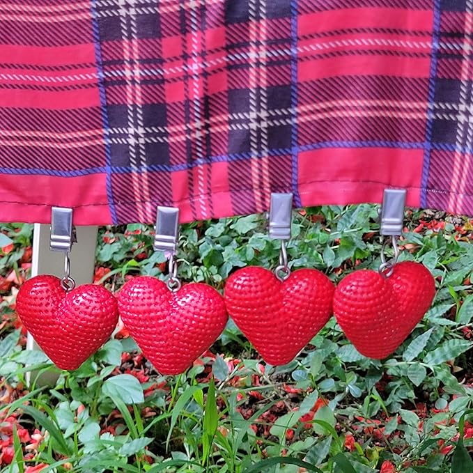 TwoFish Home Set of 4 Red Heart Tablecloth Weights Clips Red Heart Handicraft Tablecloth Clamps Pack of 4