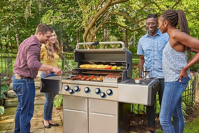 Broil King 958944 Regal S 590 Pro IR Propane Gas Grill, 5-Burner, Stainless Steel