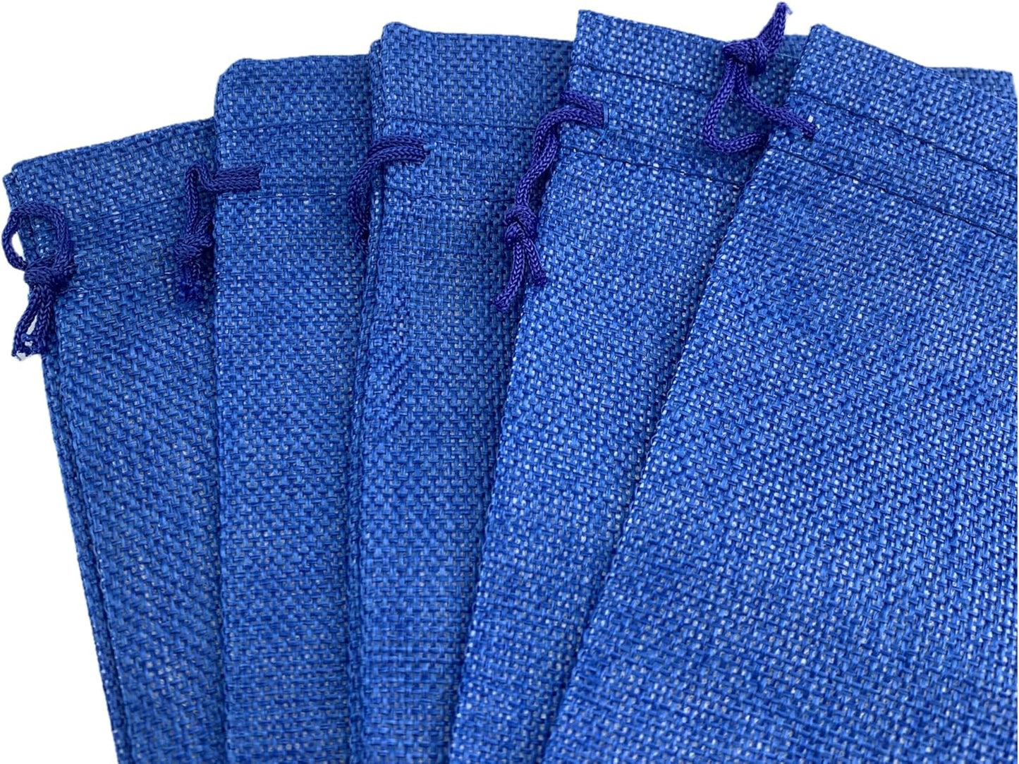 Palmhomee Pack of 25 Burlap Gift Bags with Drawstring Linen Jewelry Pouches Wedding Hessian Jute Bags for Birthday and Treat Pouches Party Wedding Favors Gift (6x8 Inch, Royal Blue)