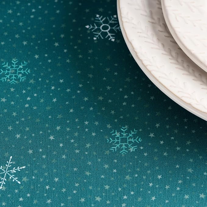 Maison d' Hermine Table Cloth Round Table 100% Cotton 69 Inches Fall Tablecloth Reusable Everyday Use for Thanksgiving Christmas Decorations Dining Farmhouse Party (Hygge Christmas)