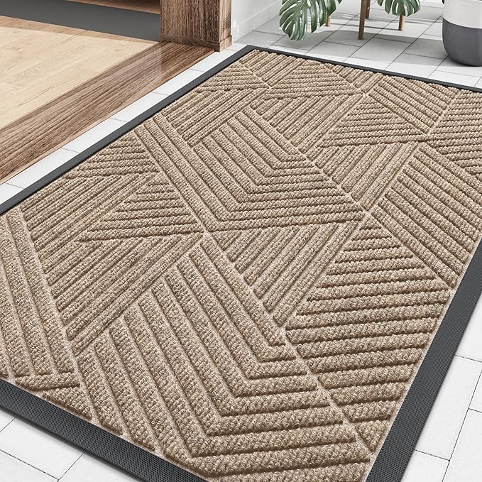 Smiry Front Door Mat Outside Entrance, Heavy Duty Sturdy Natural Rubber Doormat, Trap Dirt and Moisture, Easy Clean Low Profile Mats for Indoor Outdoor Entry, Irregular Triangle (36x24, Mixed Camel)
