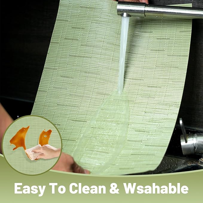 Placemats Set of 6，Christmas Non-Slip PVC Weave Table Mats Easy to Clean，Heat Resistant Place Mats for Kitchen Dining Table Decoration Indoor Outdoor，Pea Green