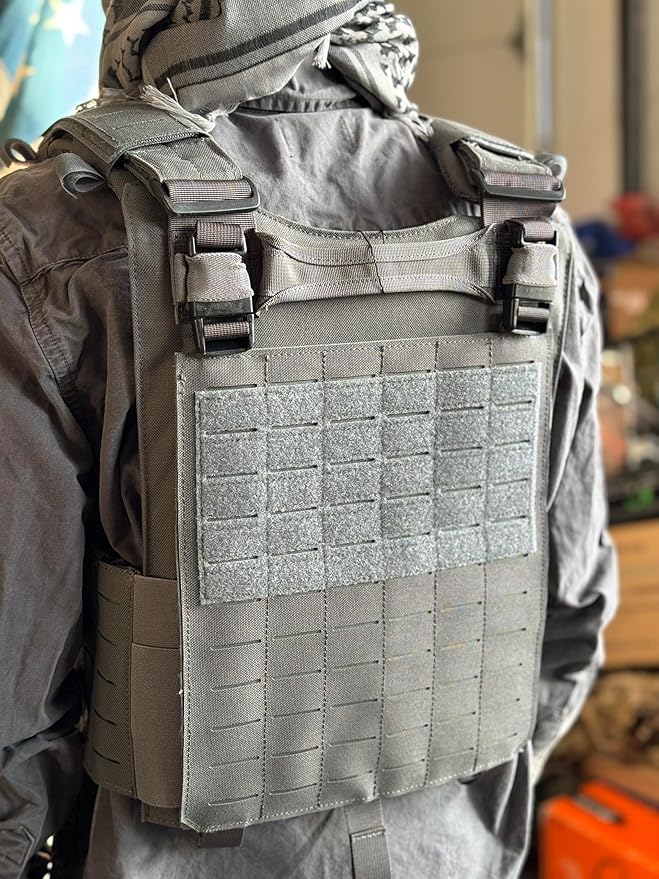 Redemption Crusader 2.0 Molle Quick Release Buckles Airsoft Vest With Adjustable Size Sides And Triple Pouch