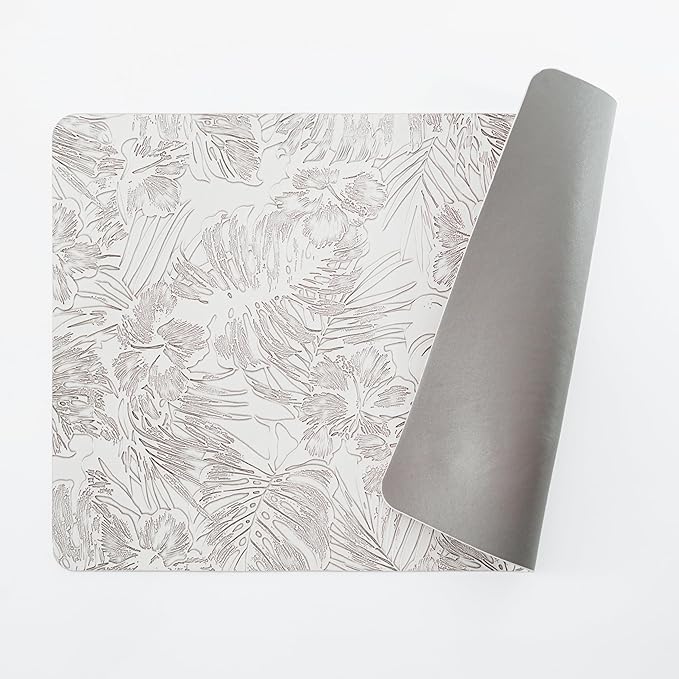 POLYTE Indoor/Outdoor Washable Embossed Vinyl Faux Leather Table Dining Placemats, Set of 4