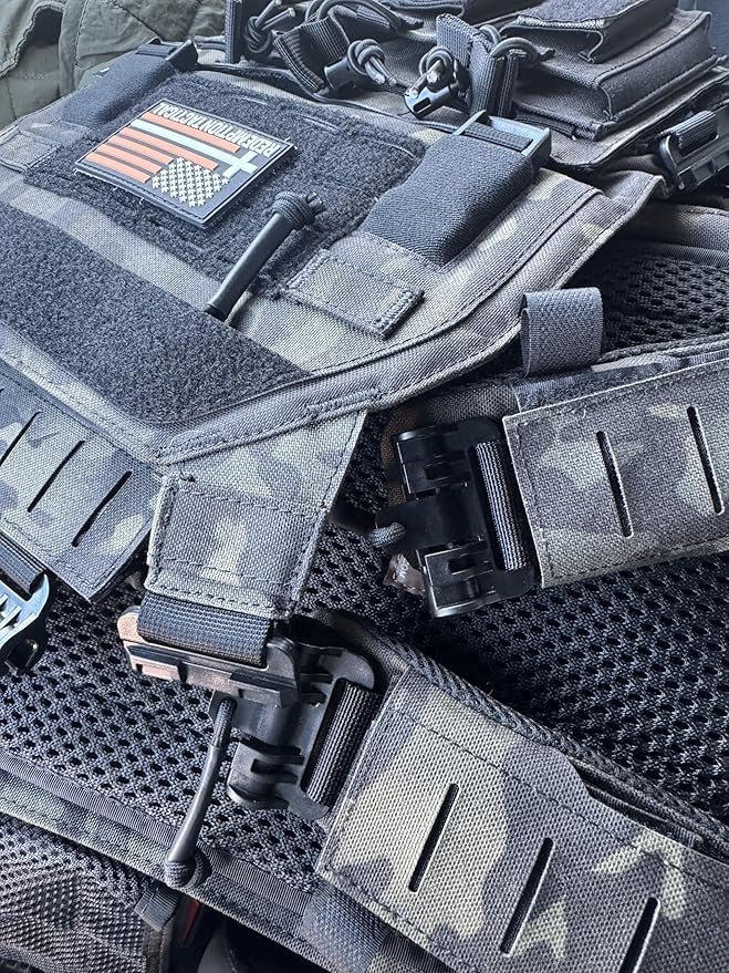 Redemption Crusader 2.0 Molle Quick Release Buckles Airsoft Vest With Adjustable Size Sides And Triple Pouch