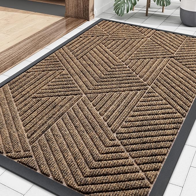 Smiry Front Door Mat Outside Entrance, Heavy Duty Sturdy Natural Rubber Doormat, Trap Dirt and Moisture, Easy Clean Low Profile Mats for Indoor Outdoor Entry, Irregular Triangle (33x21, Brown)