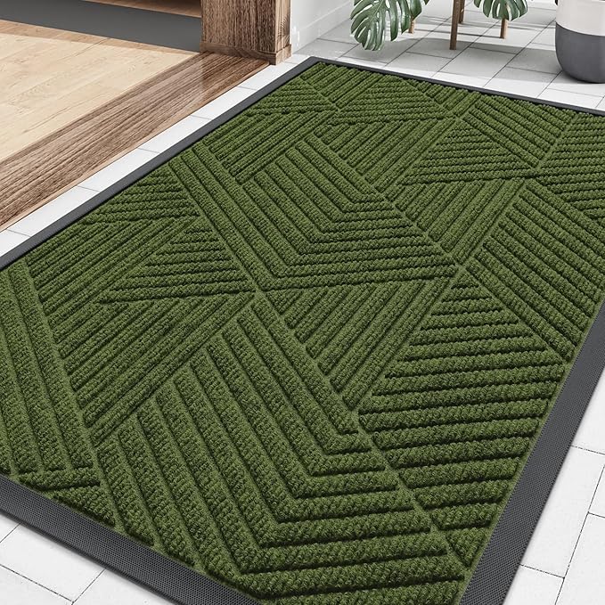 Smiry Front Door Mat Outside Entrance, Heavy Duty Sturdy Natural Rubber Doormat, Trap Dirt and Moisture, Easy Clean Low Profile Mats for Indoor Outdoor Entry, Irregular Triangle (36x24, FST-Green)