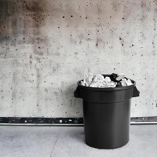 PRO&Family Commercial Round Trash Can with Lid and Dolly Rolling Waste Container, Ingredient Bin, Heavy-Duty Plastic, Anti-Static, Kitchen, Office, Outdoor Use (Black, 20 Gallon)