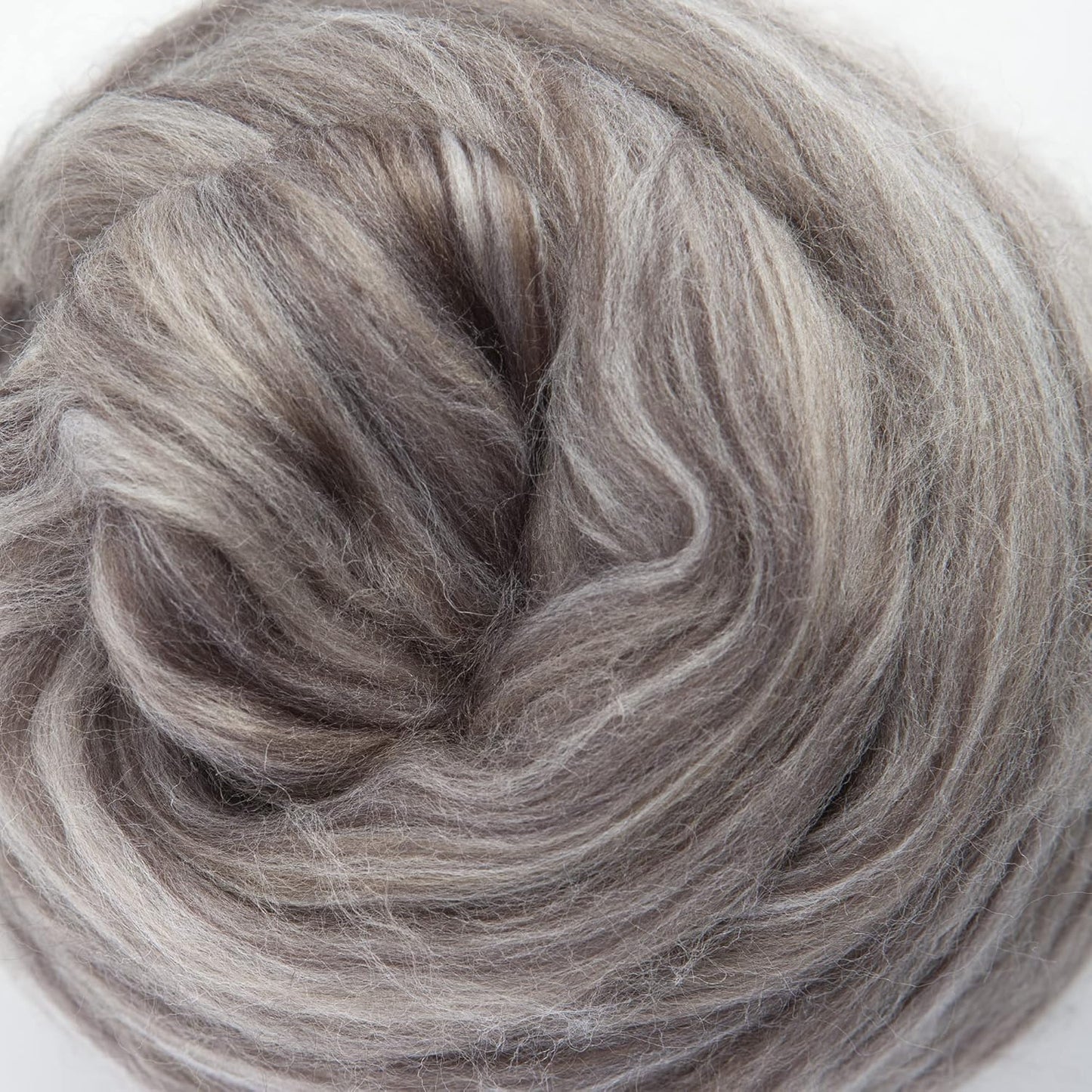 Desert Breeze Distributing – 100% Natural Merino Wool Roving, Wool for Spinning, Tapestry Yarn, Needle Felting, Wet Felting, Big Yarn Roving, 19 Micron, 70mm Staple Length, 8 OZ Size, Cappuccino Brown