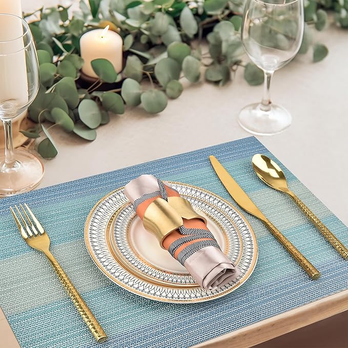SLKQG Placemats Set of 4 - Easy Clean Washable Vinyl Placemats - Wipeable Heat Resistant Table Mats for Dining Table - 17.7x11.8 Inch (4, Blue Gradient)