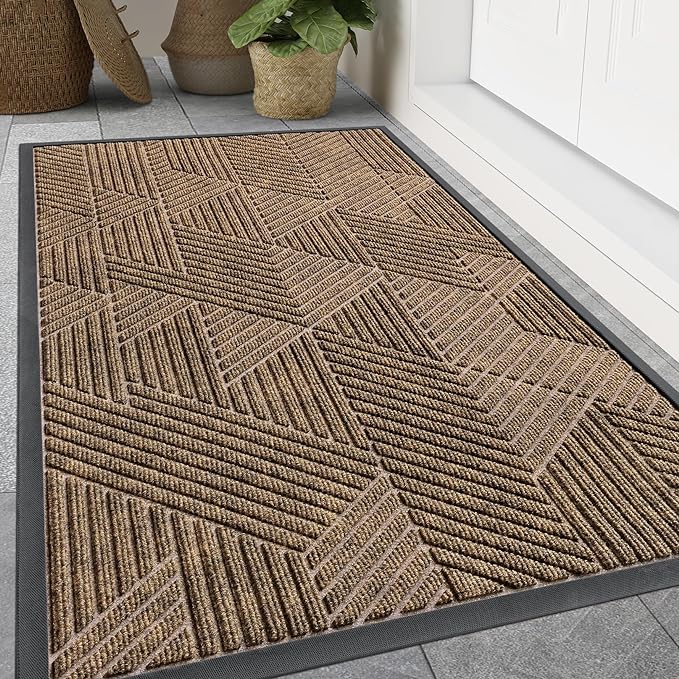 Smiry Front Door Mat Outside Entrance, Heavy Duty Sturdy Natural Rubber Doormat, Trap Dirt and Moisture, Easy Clean Low Profile Mats for Indoor Outdoor Entry, Irregular Triangle (71x47, Brown)