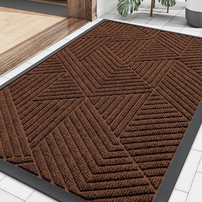 Smiry Front Door Mat Outside Entrance, Heavy Duty Sturdy Natural Rubber Doormat, Trap Dirt and Moisture, Easy Clean Low Profile Mats for Indoor Outdoor Entry, Irregular Triangle (36x24, Deep Coffee)