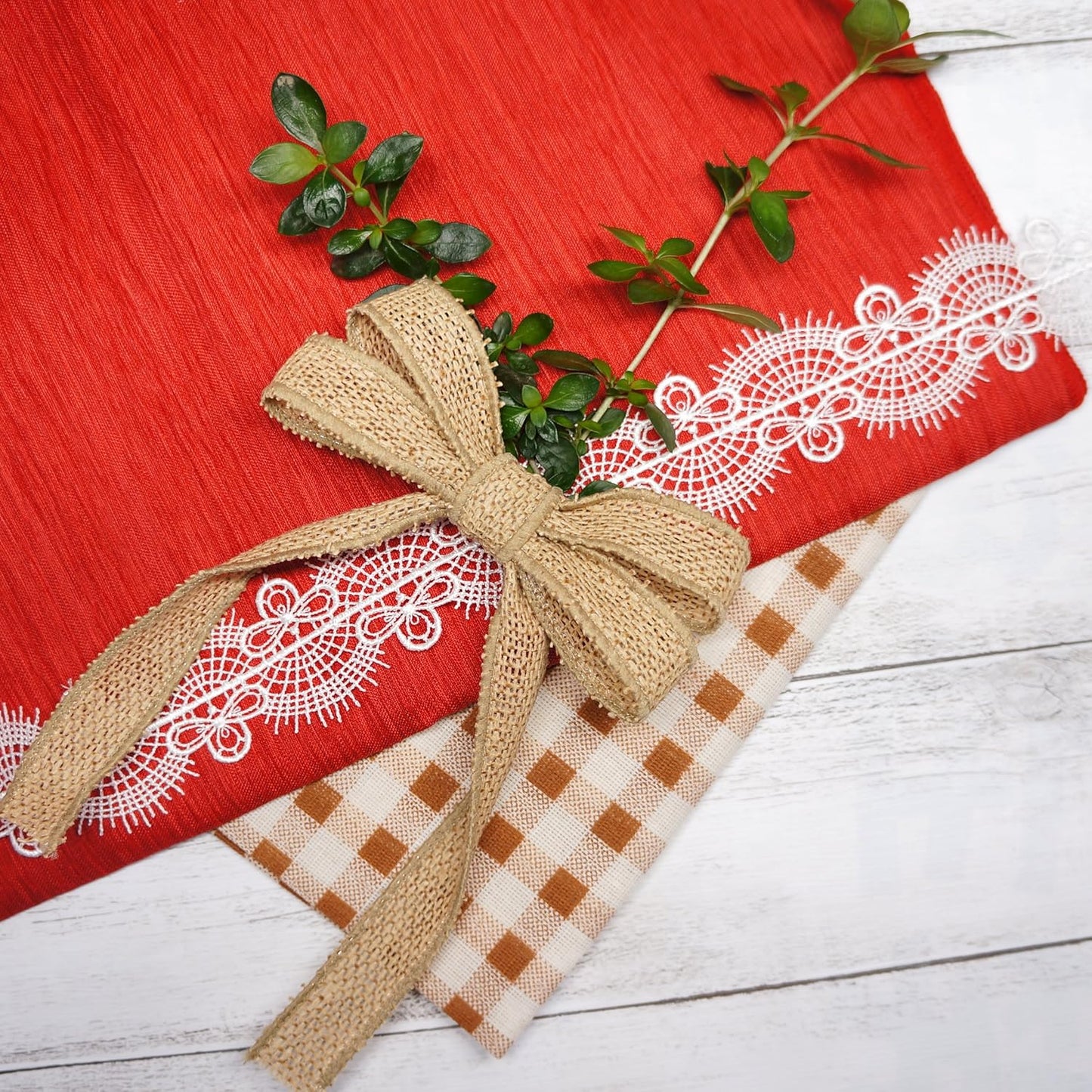 CT CRAFT LLC Burlap Fabric Wired Ribbon 3/4" x 20 Yards Natural Color for Christmas Home Wedding Decor Gift Wrapping Tree Topper Bow Wreath Bouquet DIY Crafts